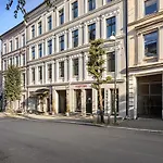 Room In The City Center!